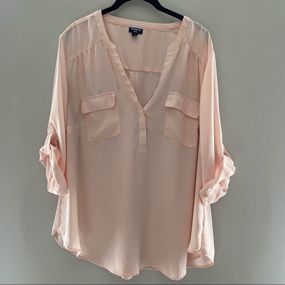 Torrid Harper Pink Flowy Top - Size 2